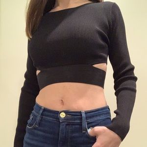 Ribbed cut out crop top